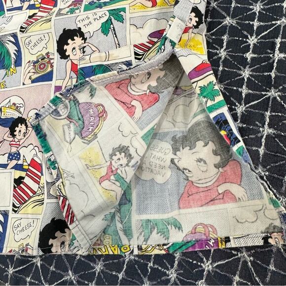 Betty Boop Scrubs Small Vacation. Betty Boop Print. - Picture 14 of 14